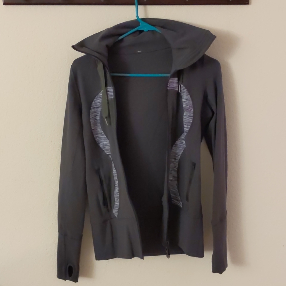 Lululemon gray stretch sweater w/ hood